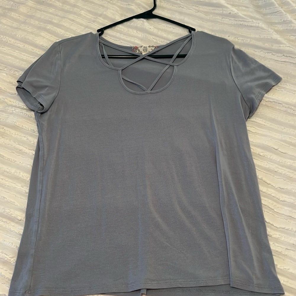 Pink Rose women’s short sleeve top, size M